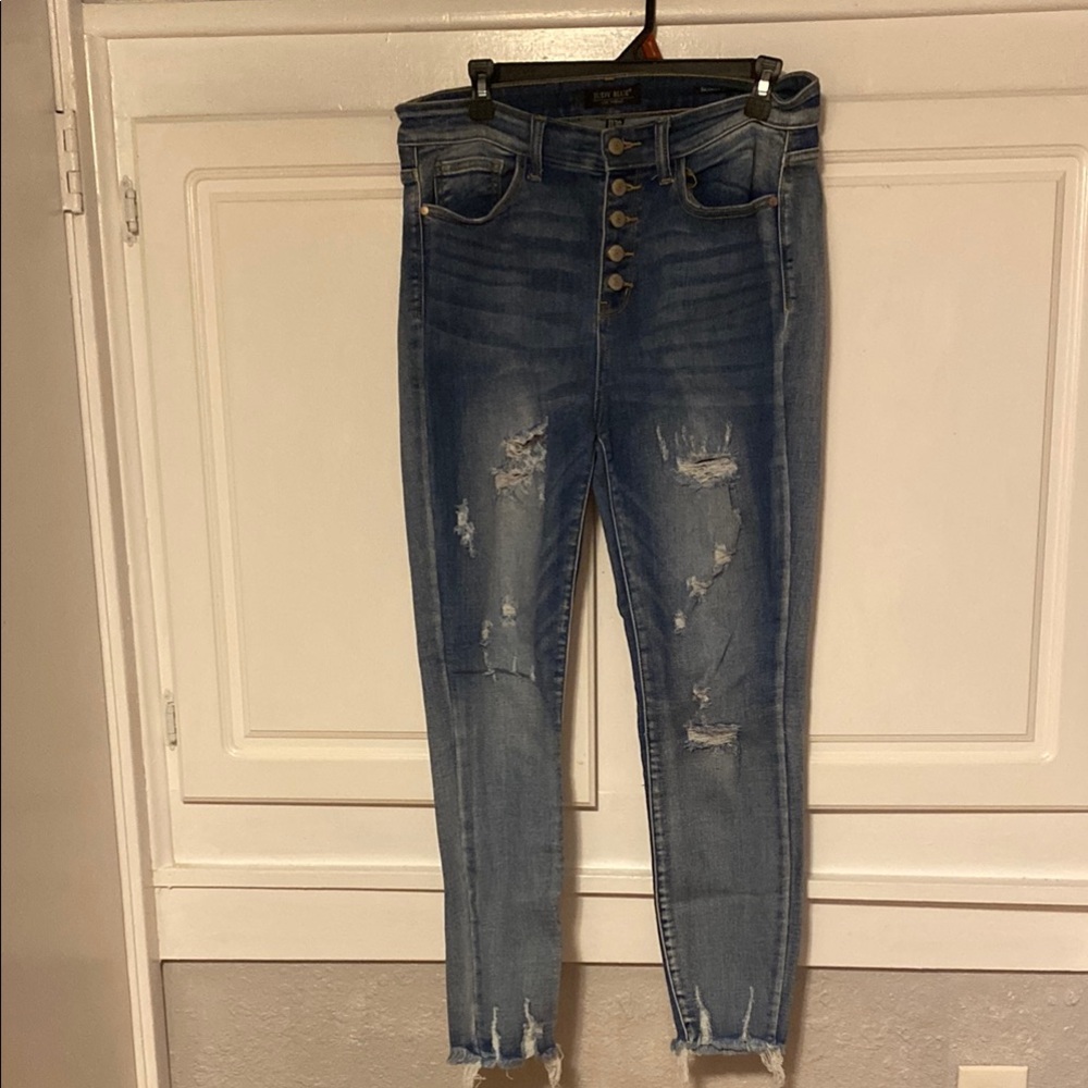 Judy Blue High Rise Distressed Jeans